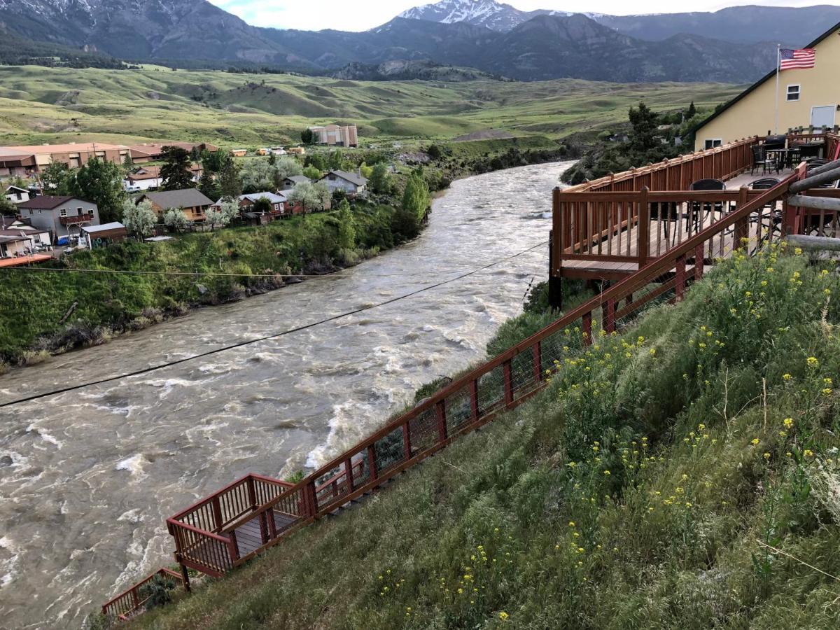 Yellowstone Riverside Cottages Gardiner Zewnętrze zdjęcie